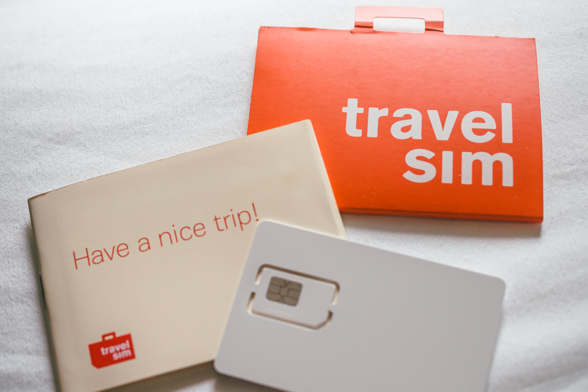 127_127-11463420203103_1_travel sim card